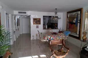 410 SE 2nd St, Hallandale Beach, FL 33009 - Photo 9
