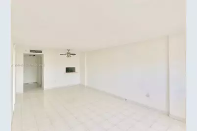 1575 Euclid Ave #305, Miami Beach, FL 33139 - Photo 11