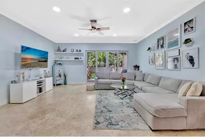 853 SW 11th Ct, Fort Lauderdale, FL 33315 - Photo 9