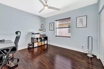 853 SW 11th Ct, Fort Lauderdale, FL 33315 - Photo 39