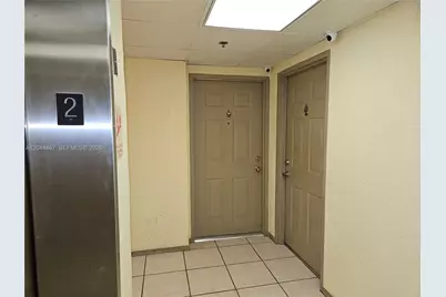 437 SW 7th St #201, Miami, FL 33130 - Photo 7