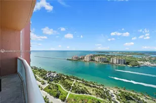 300 South Pointe Dr, Miami Beach, FL 33139 - Photo 23