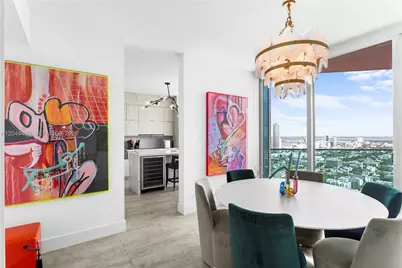 300 S Pointe Dr #3604, Miami Beach, FL 33139 - Photo 5