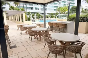 300 South Pointe Dr, Miami Beach, FL 33139 - Photo 27
