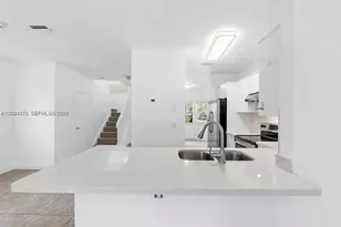 16035 Emerald Cove Rd, Weston, FL 33331 - Photo 15