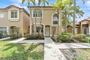 16035 Emerald Cove Rd, Weston, FL 33331 - Photo 1