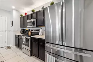 24870 SW 122nd Pl, Homestead, FL 33032 - Photo 7
