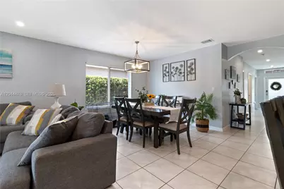 24870 SW 122nd Pl, Homestead, FL 33032 - Photo 11