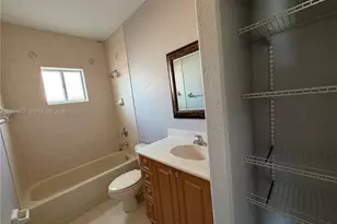 7753 NW 201st Terrace, Hialeah, FL 33015 - Photo 17