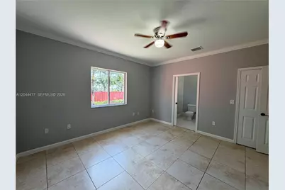 7753 NW 201st Ter, Hialeah, FL 33015 - Photo 29