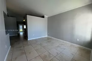 7753 NW 201st Terrace, Hialeah, FL 33015 - Photo 5