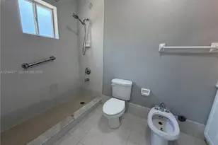 7753 NW 201st Terrace, Hialeah, FL 33015 - Photo 31