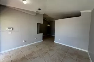 7753 NW 201st Terrace, Hialeah, FL 33015 - Photo 7