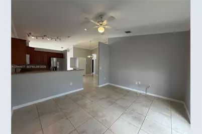7753 NW 201st Ter, Hialeah, FL 33015 - Photo 15