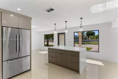 191 SE 6th Ave, Hialeah, FL 33010 - Photo 29