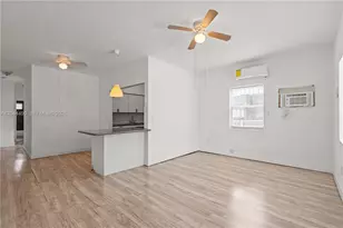 370 NE 55th St, Miami, FL 33137 - Photo 7