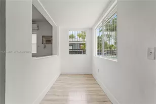 370 NE 55th St, Miami, FL 33137 - Photo 3