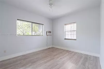 370 NE 55th St, Miami, FL 33137 - Photo 47
