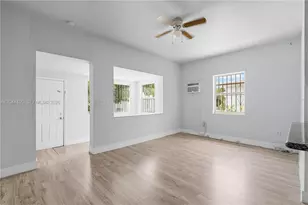 370 NE 55th St, Miami, FL 33137 - Photo 37