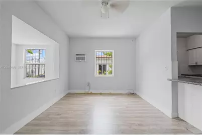 370 NE 55th St, Miami, FL 33137 - Photo 35