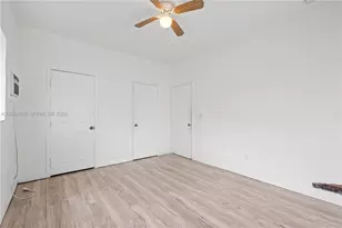 370 NE 55th St, Miami, FL 33137 - Photo 25