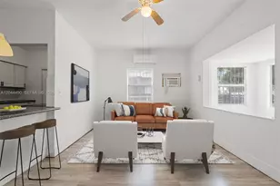 370 NE 55th St, Miami, FL 33137 - Photo 9