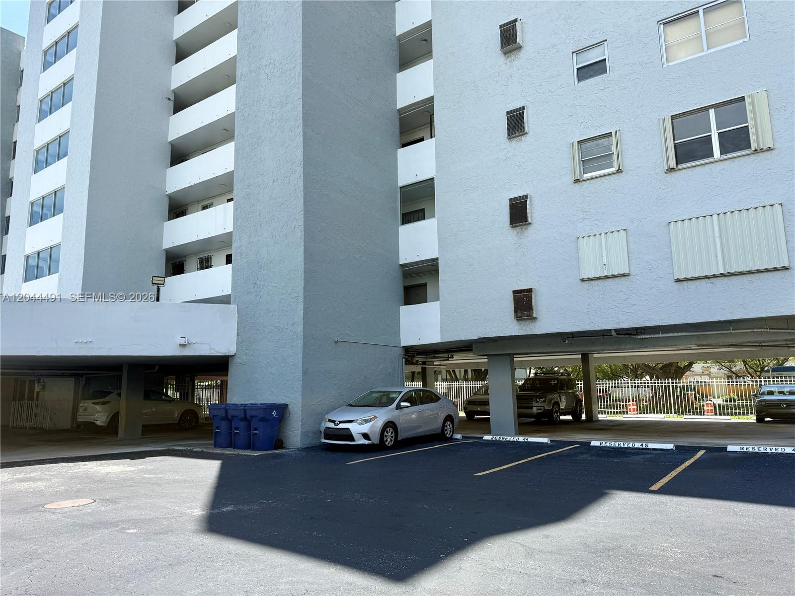 2950 SW 3rd Ave #3C - 2950 SW 3rd Ave #3C, Miami, FL 33129 Luxury Property | Jose Angel Pina