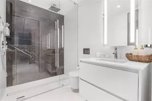 300 Biscayne Blvd Way, Miami, FL 33131 - Photo 27