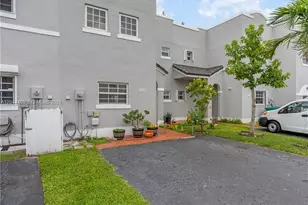 12427 NW 7th Ln, Miami, FL 33182 - Photo 3