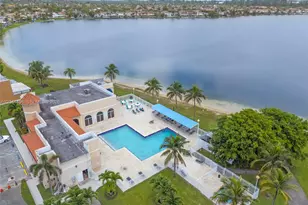 12427 NW 7th Ln, Miami, FL 33182 - Photo 5