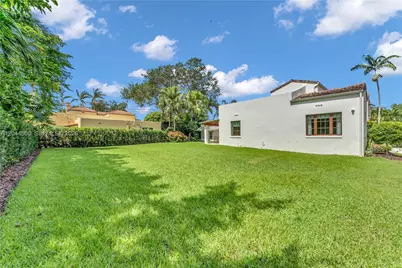 5730 SW 49th St, South Miami, FL 33155 - Photo 27