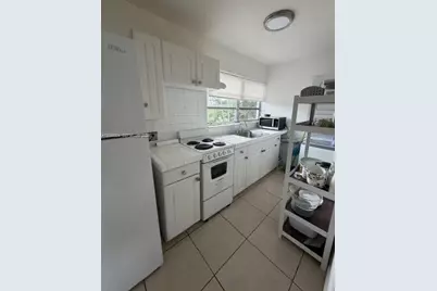 4230 SW 11th St #B, Miami, FL 33134 - Photo 3