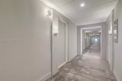 10275 E Collins Ave #502, Bal Harbour, FL 33154 - Photo 11