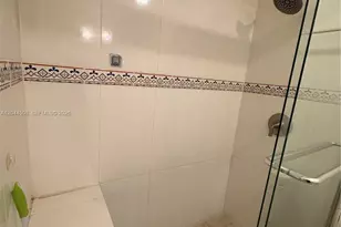 210 172nd St, Sunny Isles Beach, FL 33160 - Photo 9