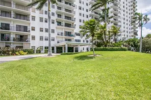 [Address not provided], Hollywood, FL 33019 - Photo 25