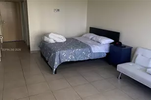 19201 E Collins Ave, Sunny Isles Beach, FL 33160 - Photo 3
