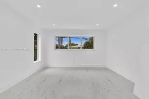 8858 Harding Ave, Surfside, FL 33154 - Photo 15