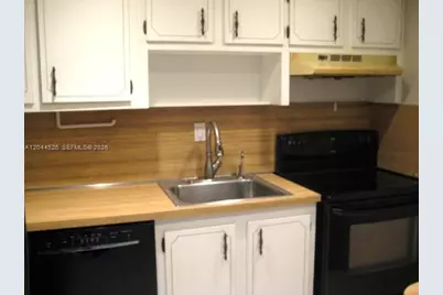 7300 NW 17th St #210, Plantation, FL 33313 - Photo 9