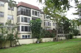 7300 NW 17th St, Plantation, FL 33313 - Photo 1
