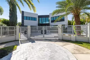 15712 SW 69th Ln, Miami, FL 33193 - Photo 9