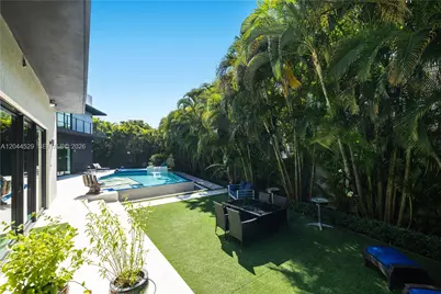 15712 SW 69th Ln, Miami, FL 33193 - Photo 19