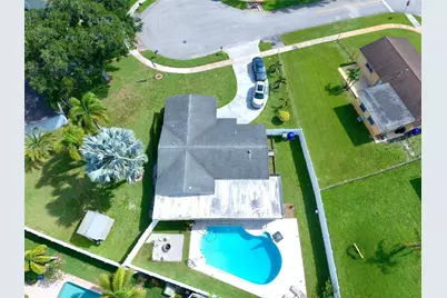 9820 NW 7th St #0, Pembroke Pines, FL 33024 - Photo 19