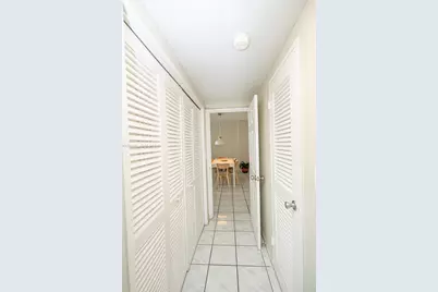 5601 Collins Ave #1517, Miami Beach, FL 33140 - Photo 25