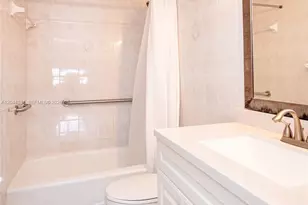 5601 Collins Ave, Miami Beach, FL 33140 - Photo 21