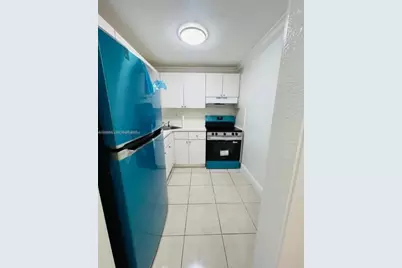 606 W 81st St #224, Hialeah, FL 33014 - Photo 9