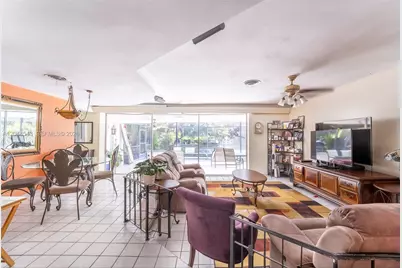 698 NW 7th Ave, Boca Raton, FL 33486 - Photo 7