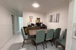 974 SE 1st St, Hialeah, FL 33010 - Photo 9