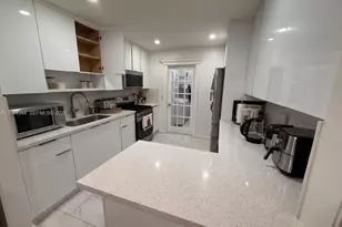 974 SE 1st St, Hialeah, FL 33010 - Photo 5