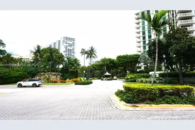 1111 Crandon Blvd #B705, Key Biscayne, FL 33149 - Photo 1