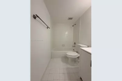7000 NW 173rd Dr #1805, Hialeah, FL 33015 - Photo 11